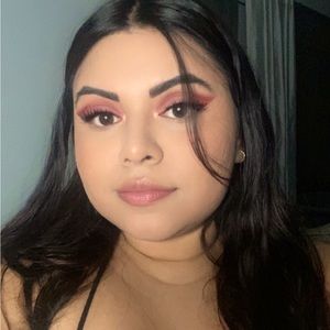 Meet your Posher, Annay